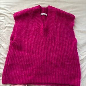 Ara Fuchsia V-Neck Sweater Vest
